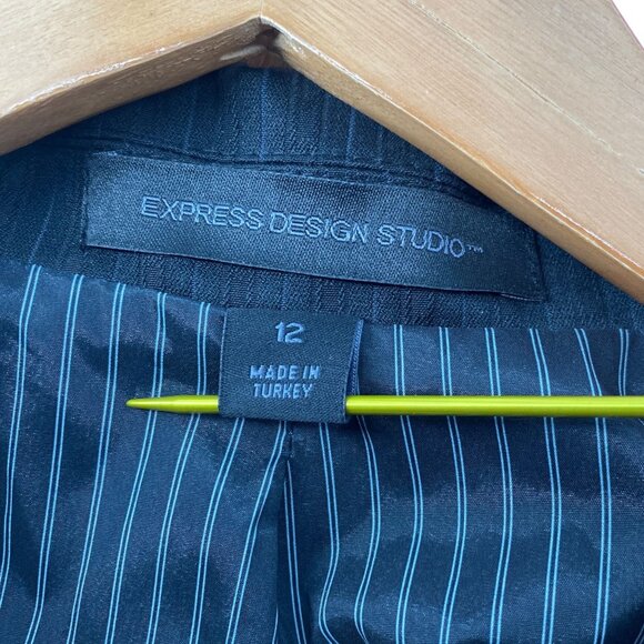 Express Design Studio Womens Blazer 12 Black Pinstripe Cropped Jacket Tailored - Picture 3 of 16